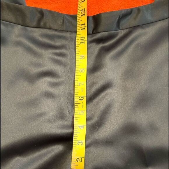 Bloomingdale’s Black Pants.Size 10 - Picture 9 of 9